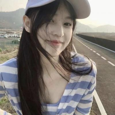 秘林謎村